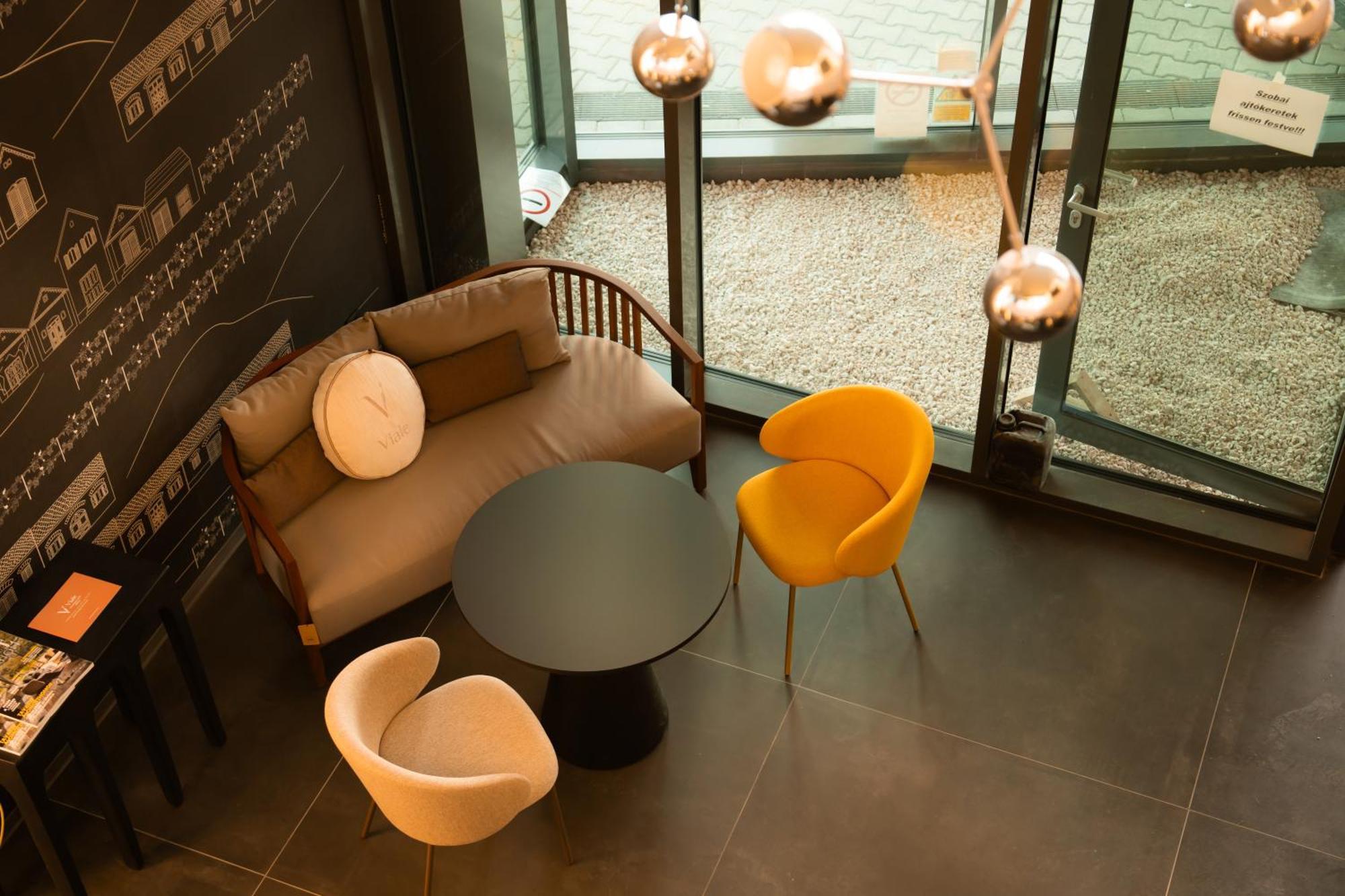 Viale Boutique Hotel Villány Extérieur photo
